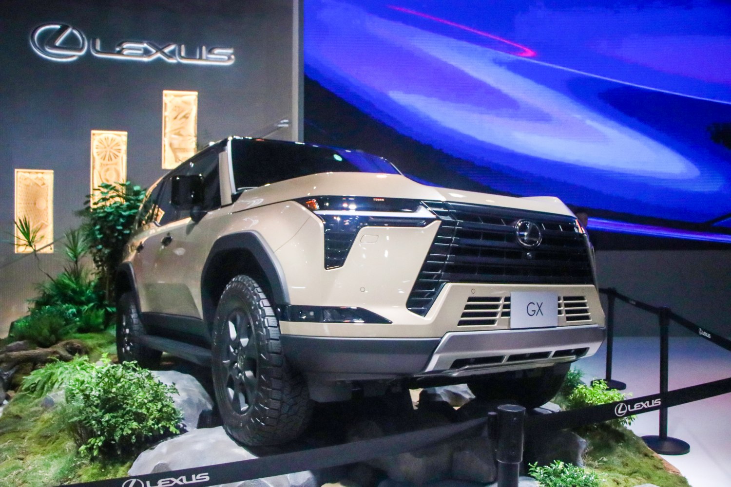 Bold front grille and rugged off-road tires on an SUV