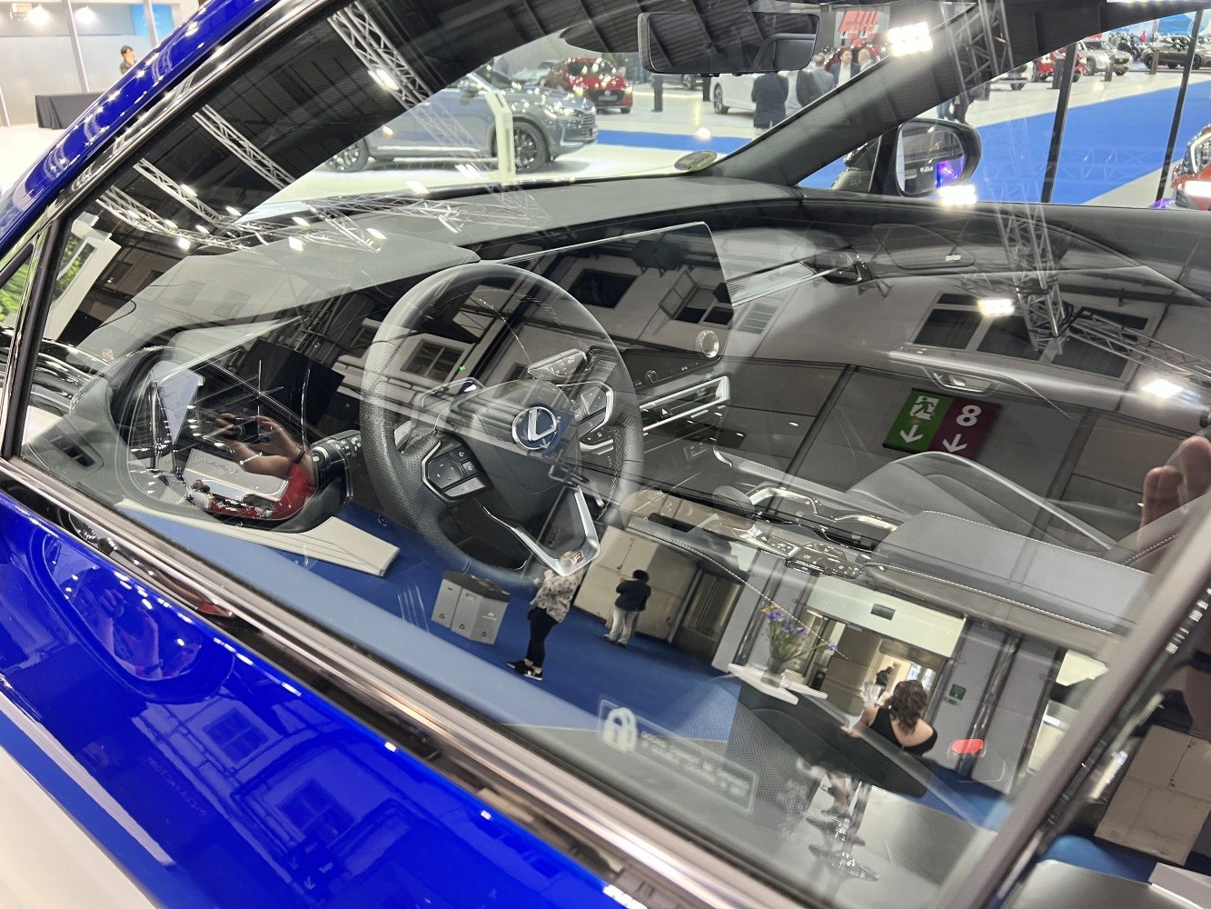 Steering wheel and dashboard interior design with infotainment display