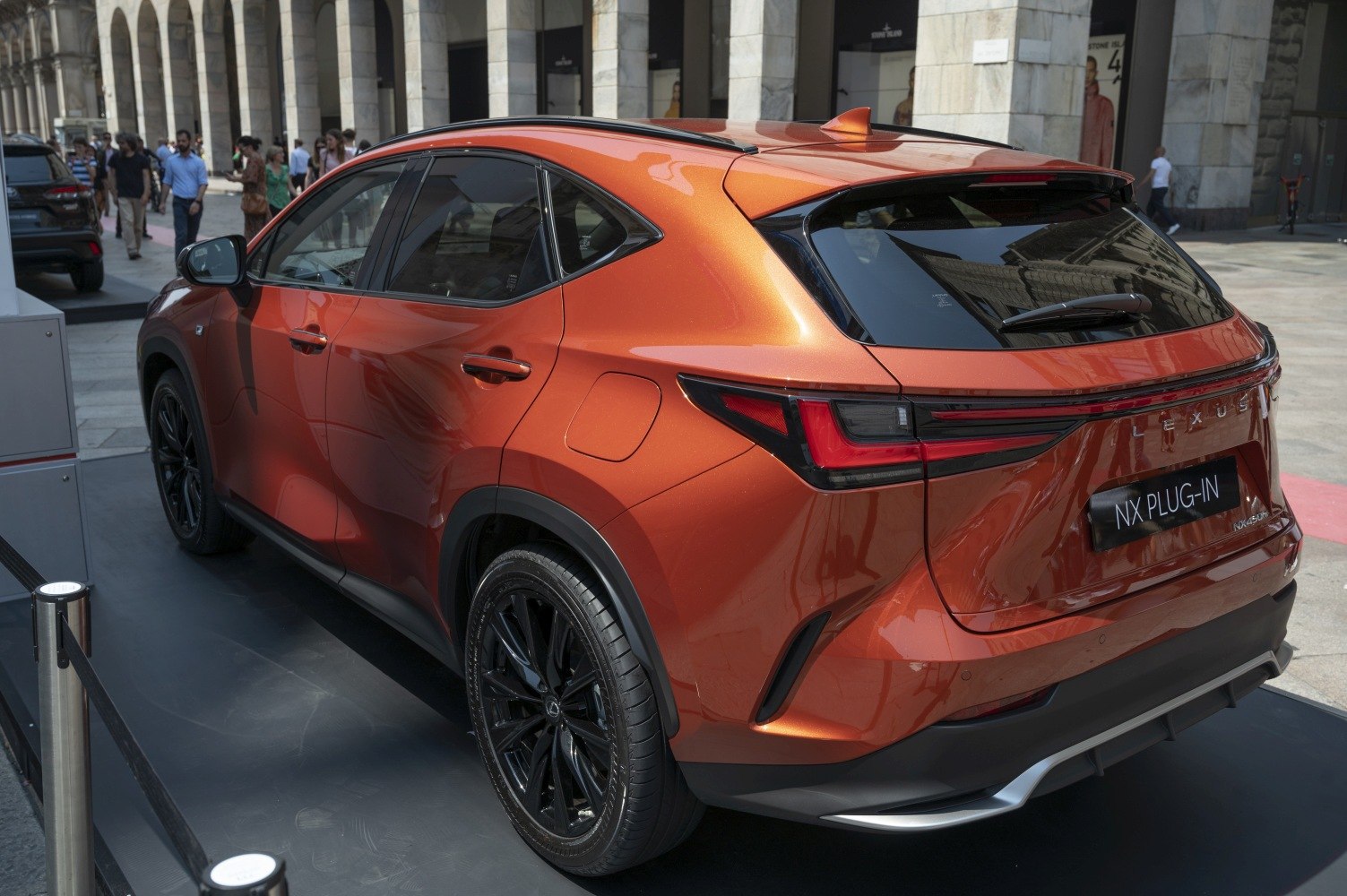 Rear and side view with taillights and aerodynamic curves