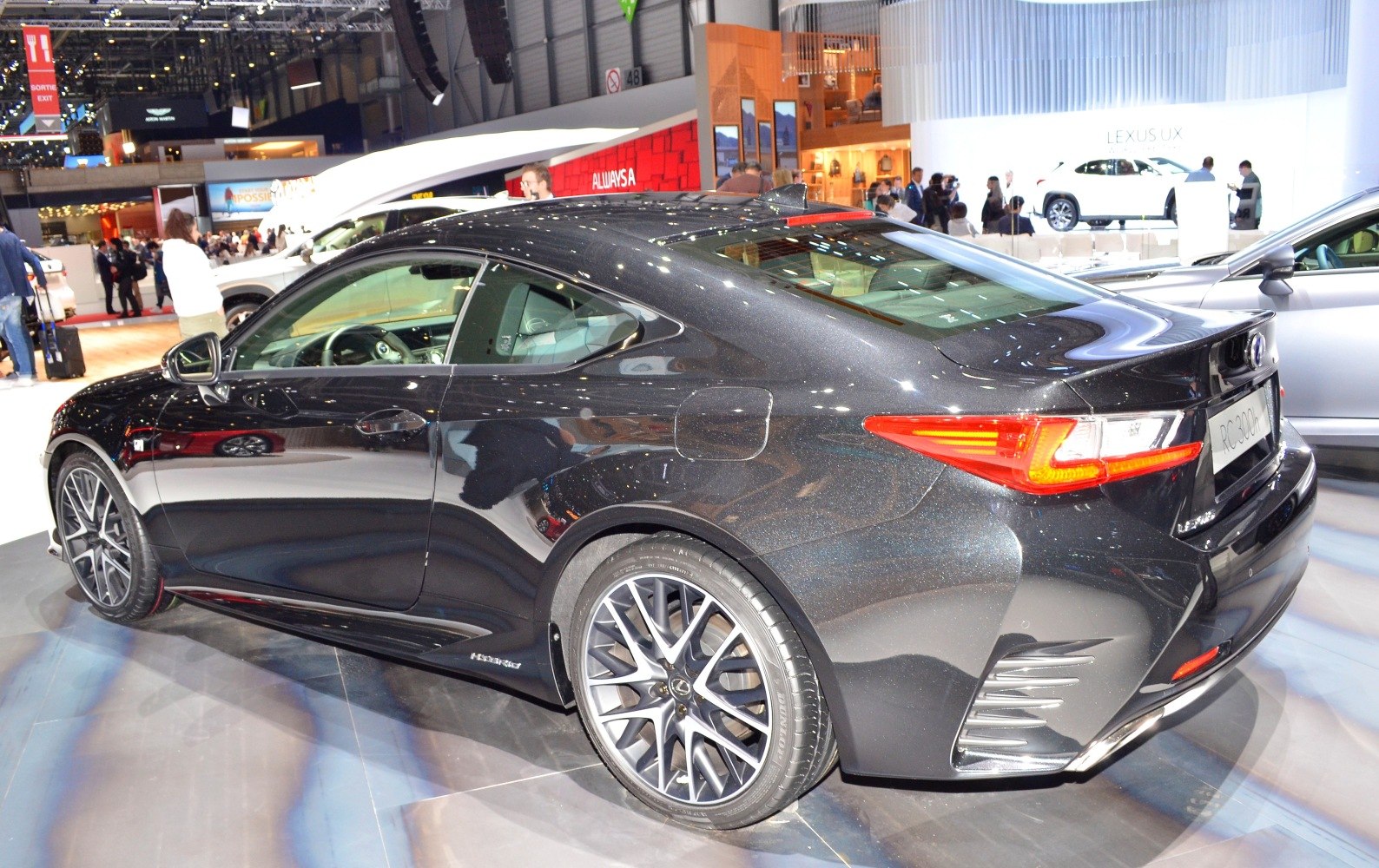 Rear side view with LED taillights and multi-spoke alloy wheels