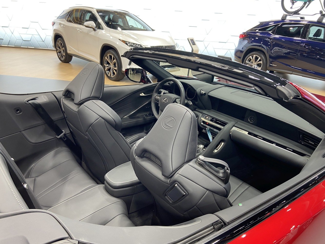 Leather sporty seats and dashboard design in luxury convertible interior