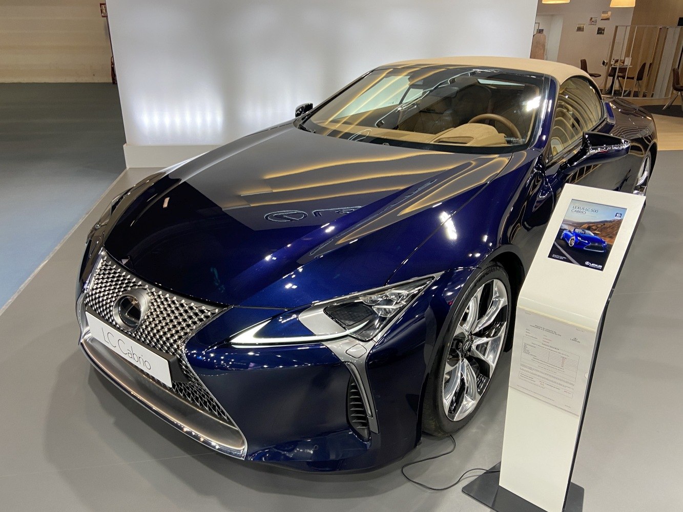 Front view of a convertible with spindle grille and soft fabric roof
