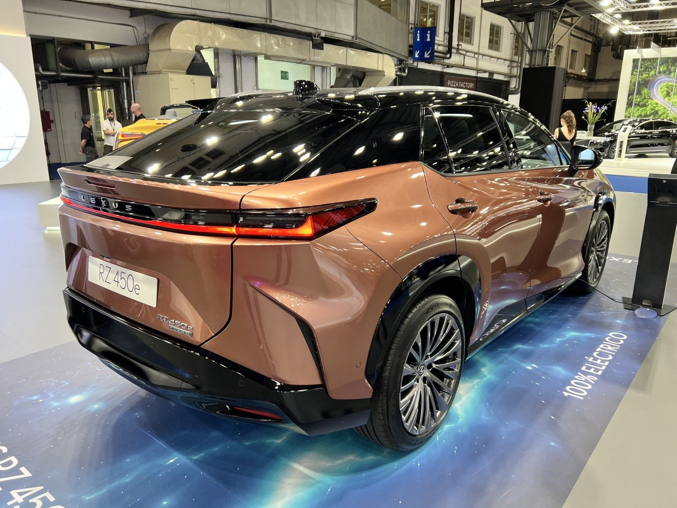 Electric SUV rear and side view with modern taillights and aerodynamic styling