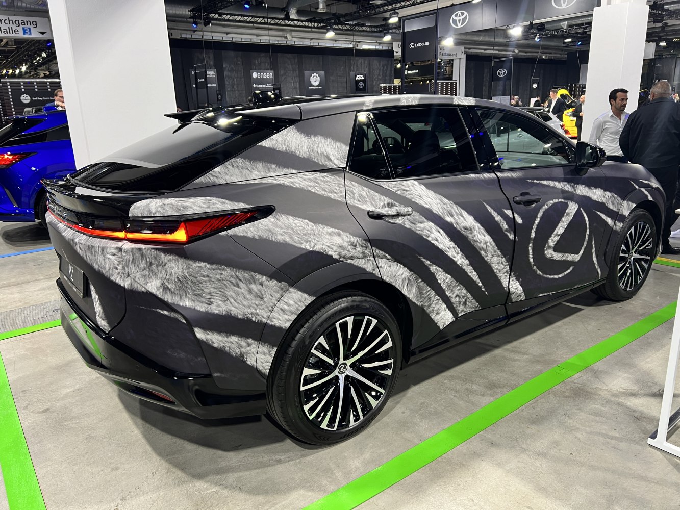 Rear side with zebra pattern wrap and LED taillights