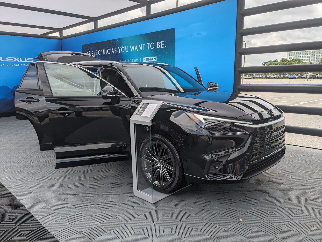 Distinctive front grille and angular headlights of a modern SUV