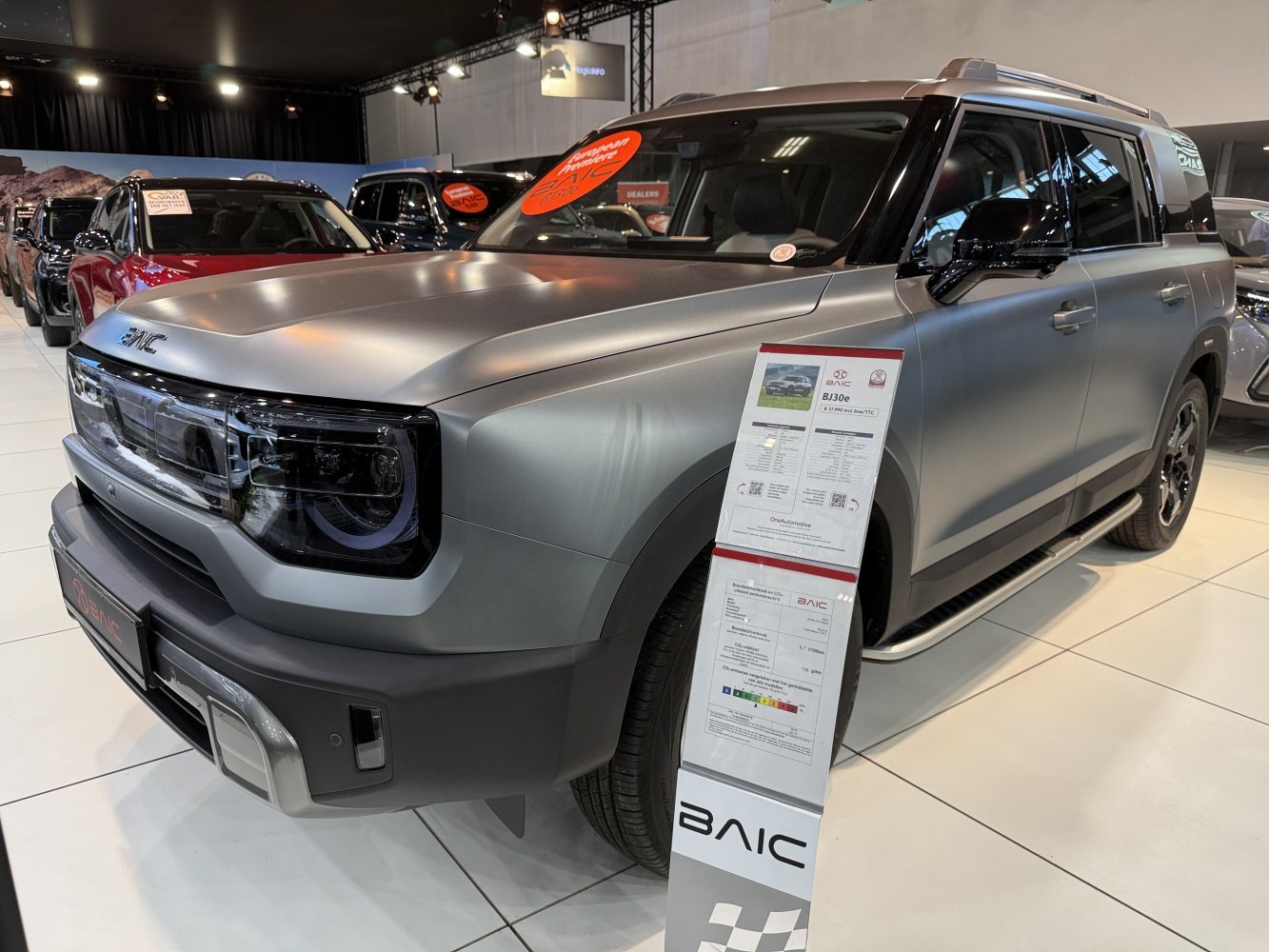 SUV front grille with LED headlight and sleek side body profile