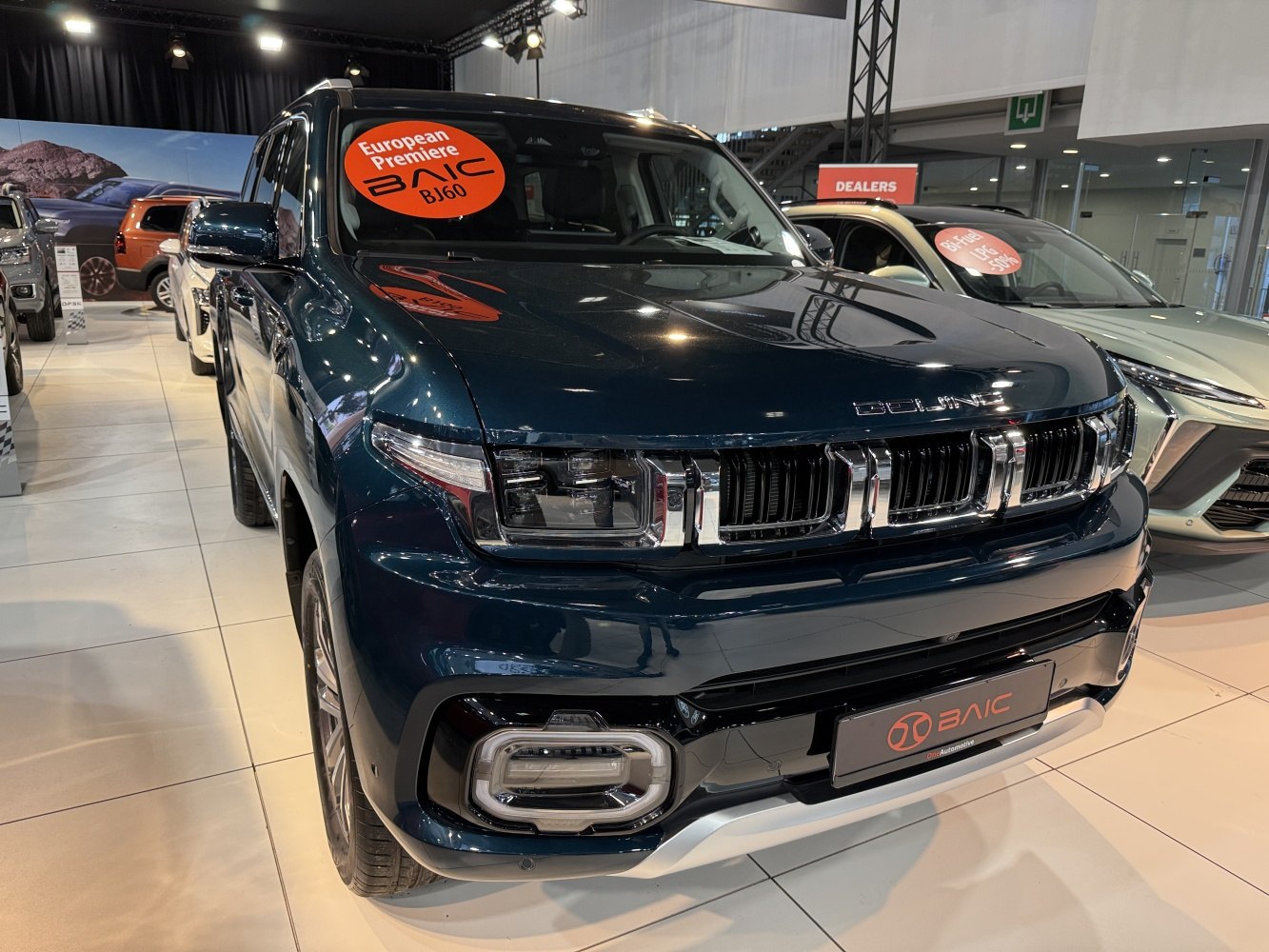 Front grille and LED headlight cluster design of a modern SUV