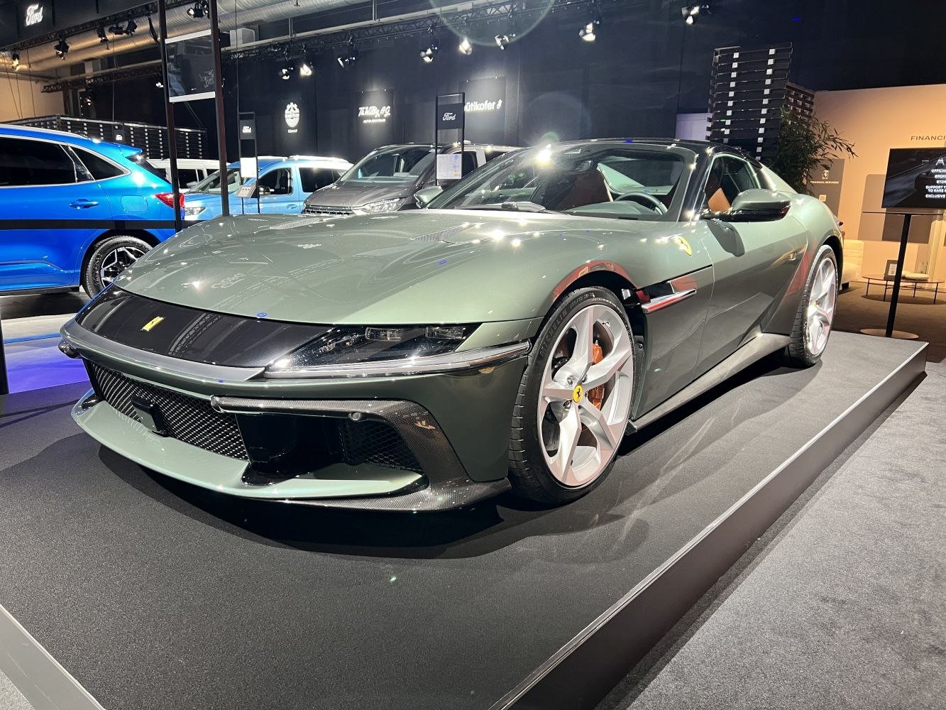Sportscar with aerodynamic front design and premium alloy wheels