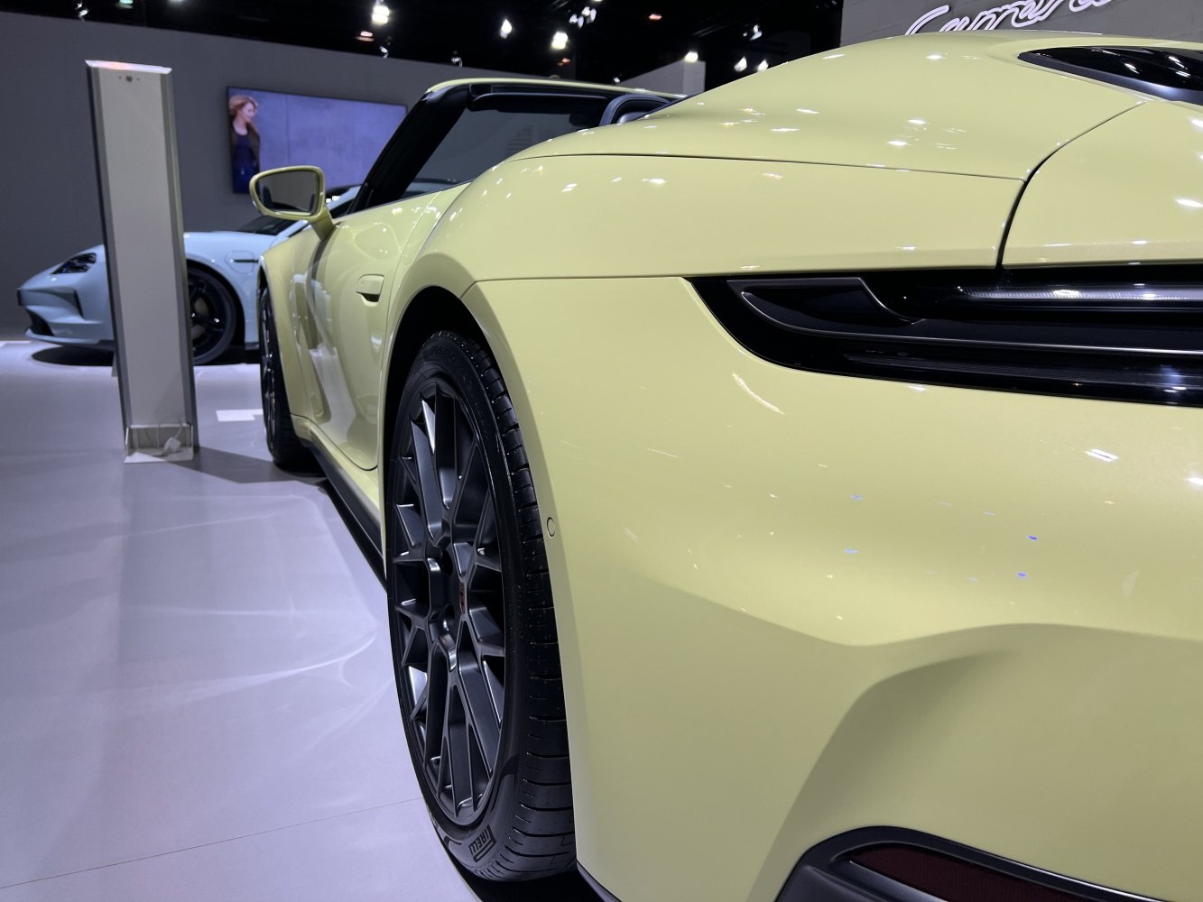 Rear light cluster and alloy wheel design of luxury cabriolet