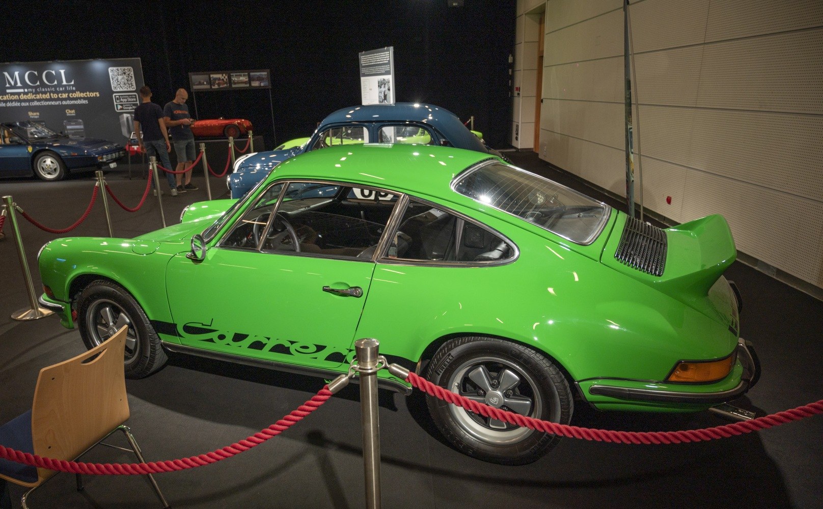 Green coupe with rear spoiler and Carrera side decal