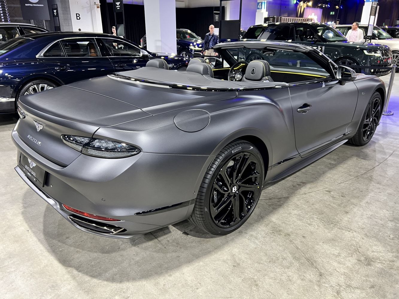 Convertible GT with matte finish and black multi-spoke wheels