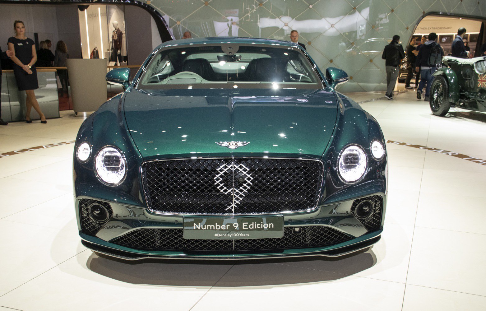 Front view of Bentley Continental GT III with signature grille and LED headlights