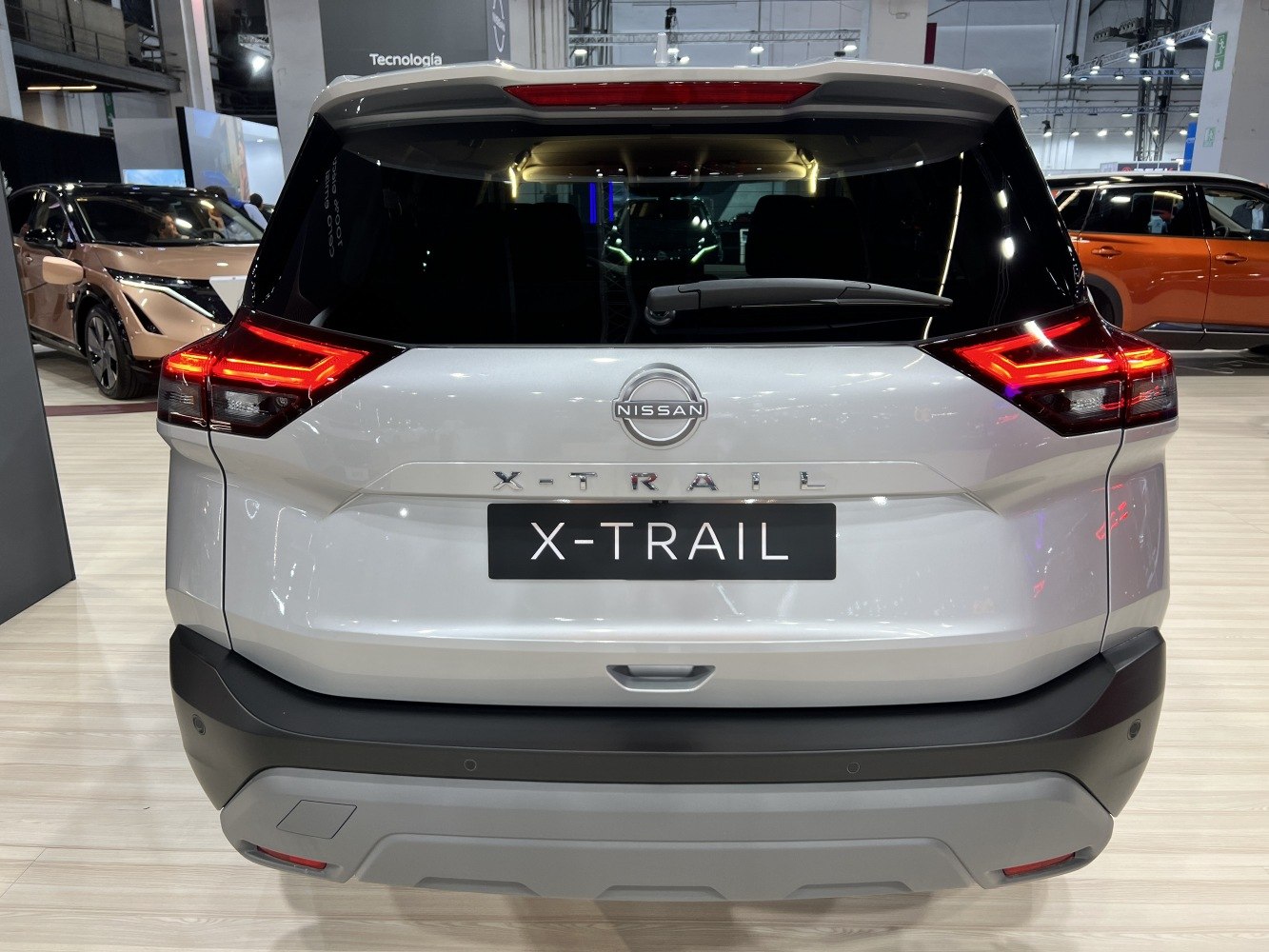 Rear view with LED taillights and modern rear design