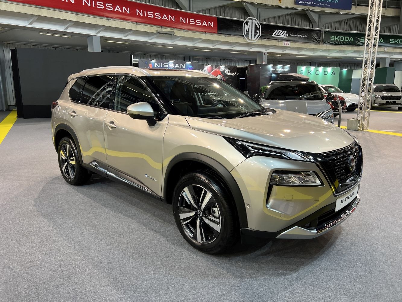 Sharp LED headlights and sleek alloy wheels in modern SUV styling