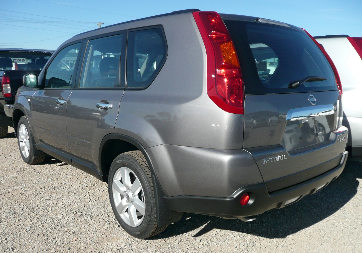 Rear and side view with taillights and wheel arches