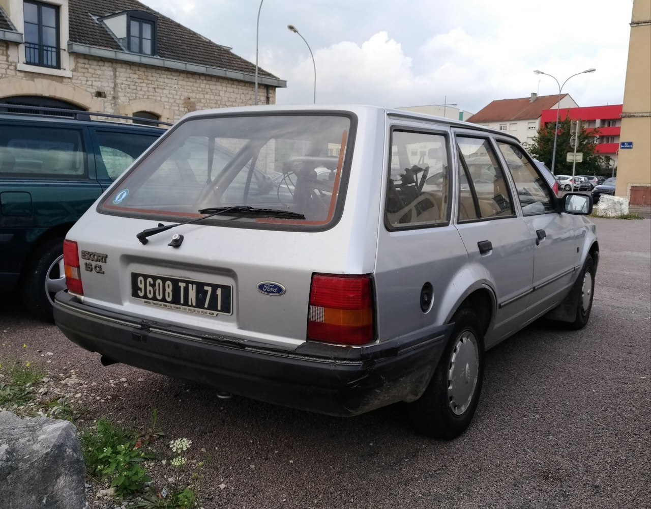 Rear exterior of 1980s station wagon with hatchback and taillights