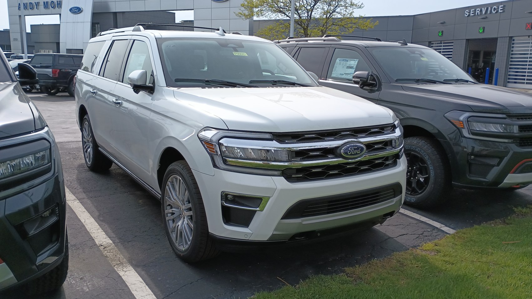Front view of SUV with chrome grille and LED headlights