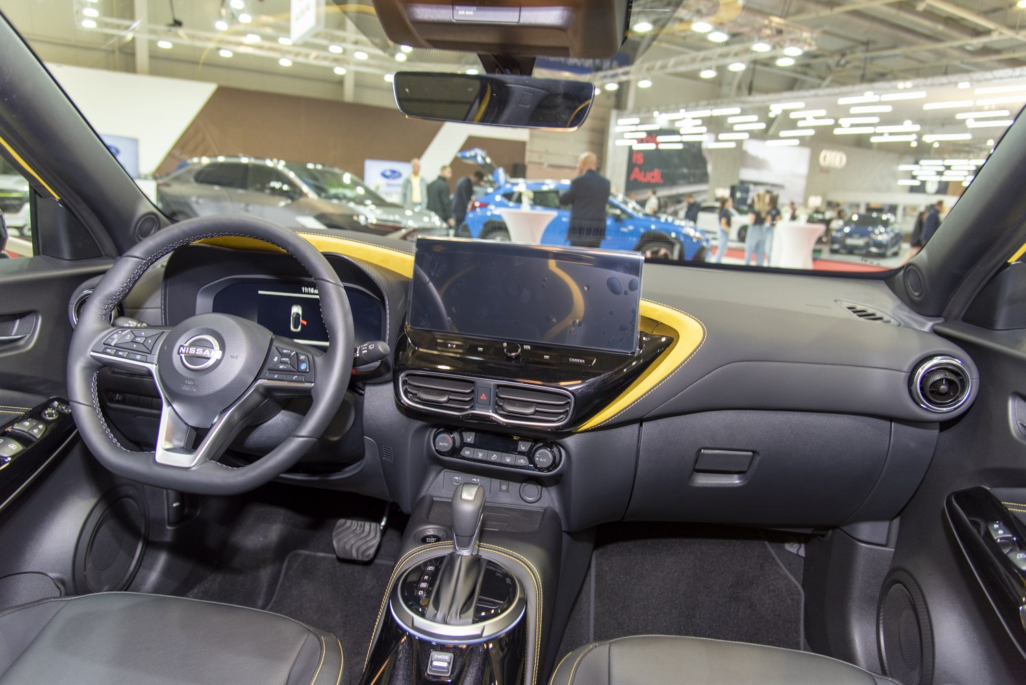 Dashboard and steering wheel with touchscreen and climate control