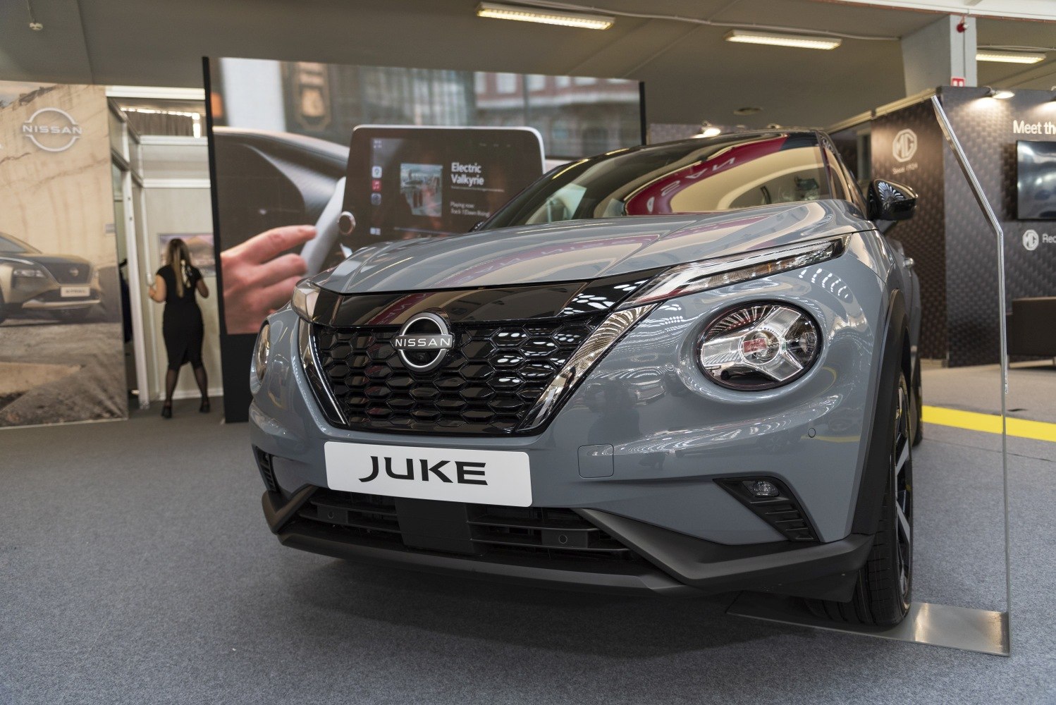 Distinctive front grille and round headlight design