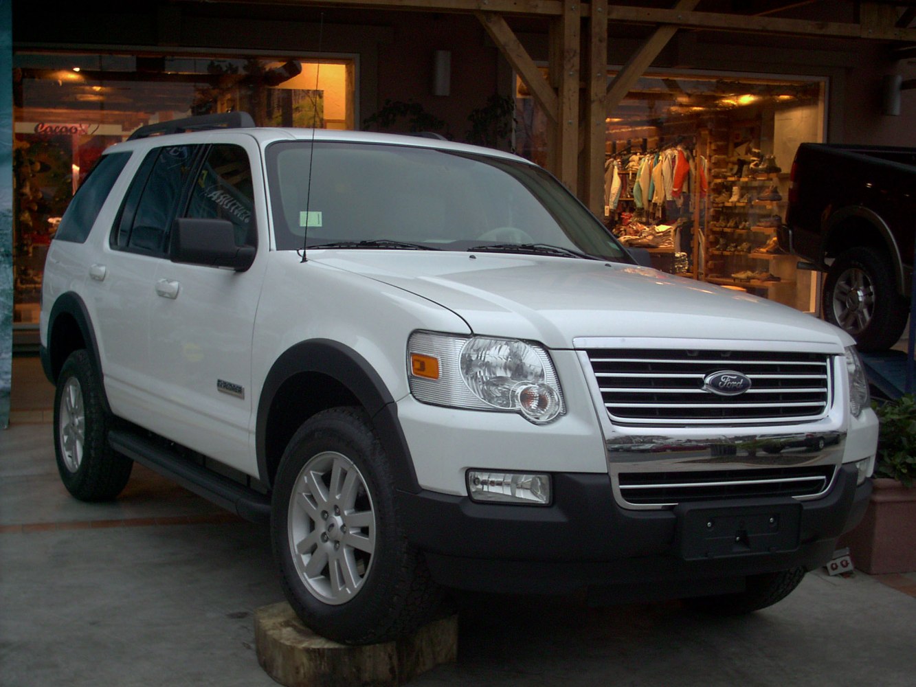 Front grille and headlight design of an SUV with rugged features