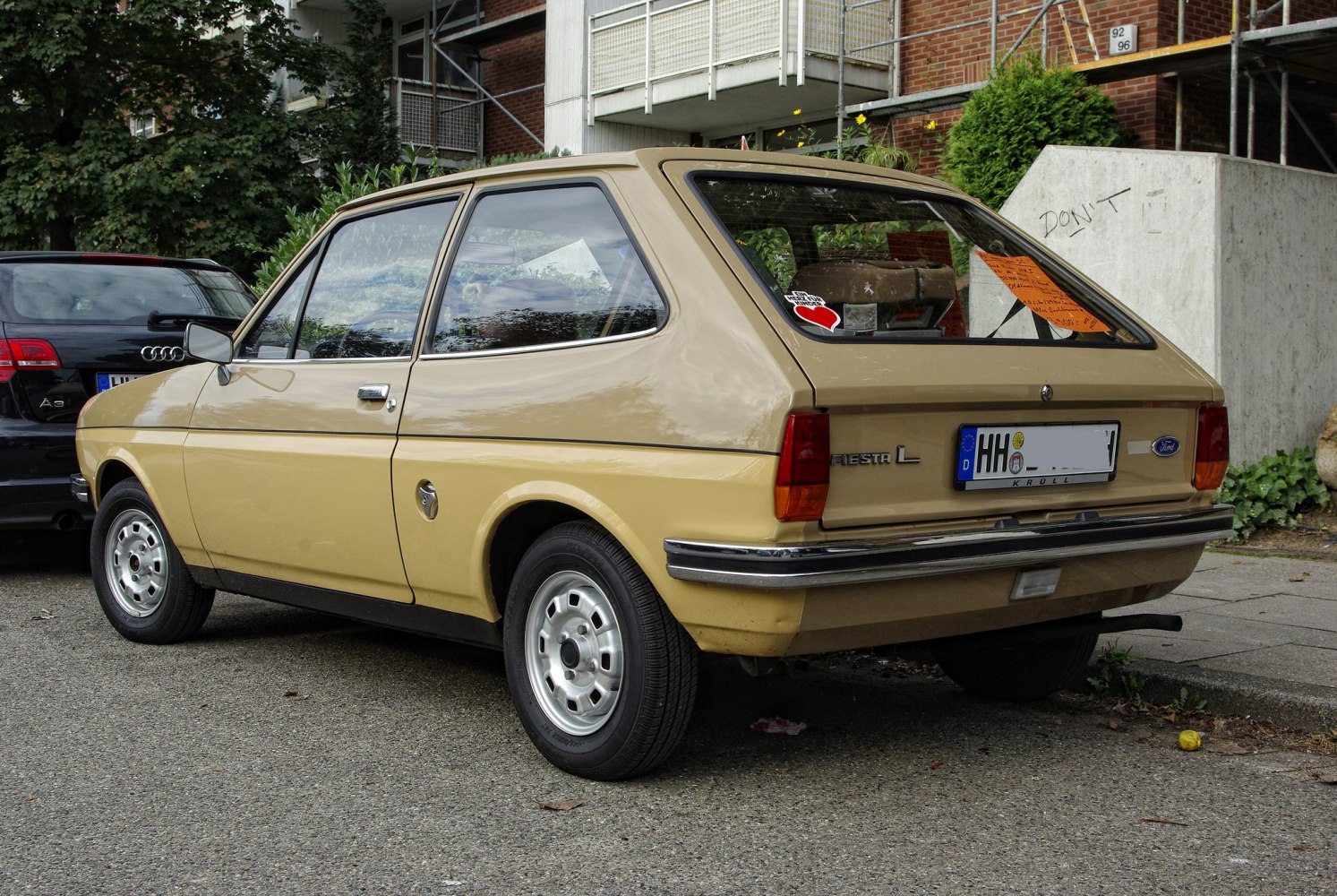 Rear view of a classic 1976 vintage hatchback car