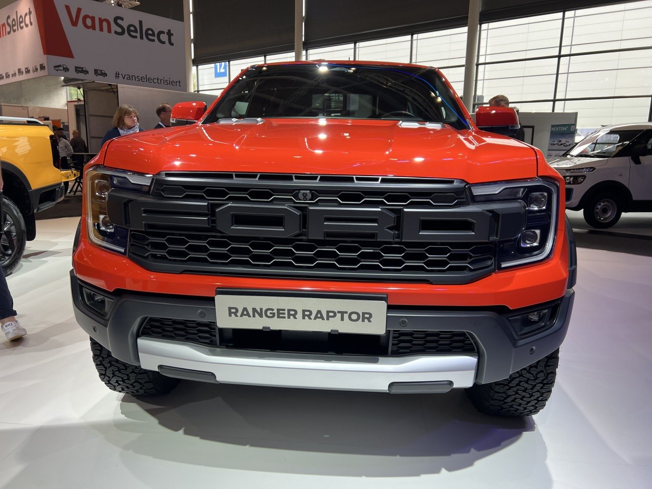 Aggressive front grille and robust bumper with off-road tires