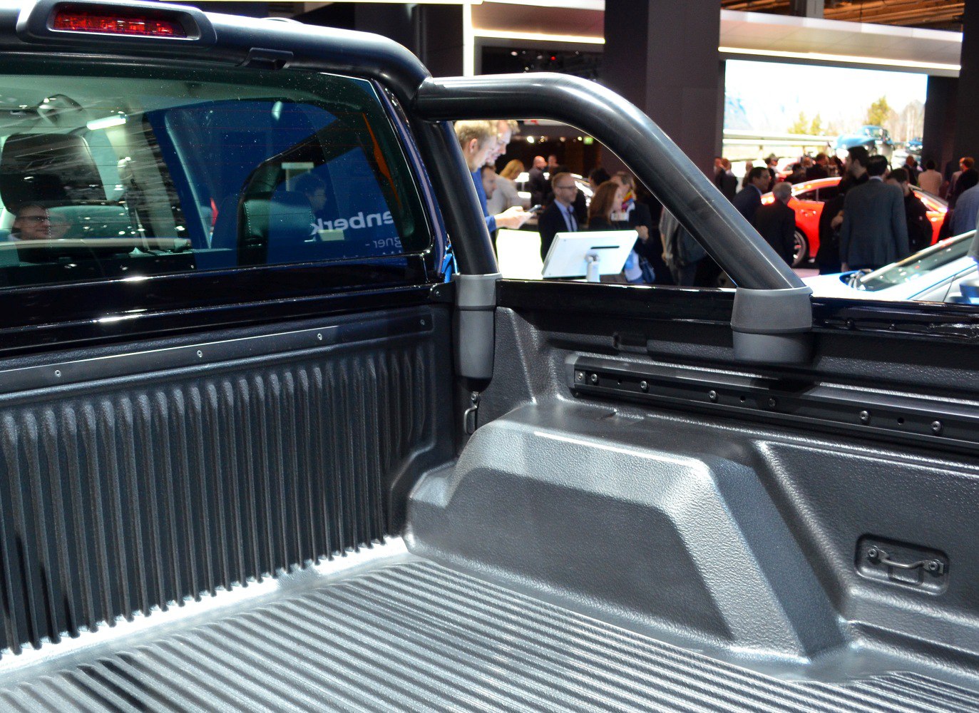Pickup truck bed liner and roll bar close-up