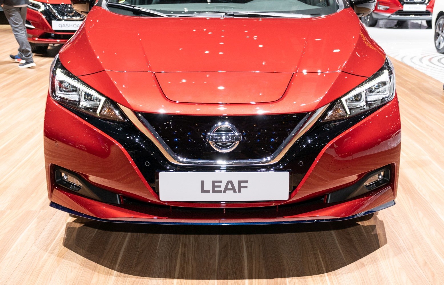 Front view with LED headlights and V-motion grille