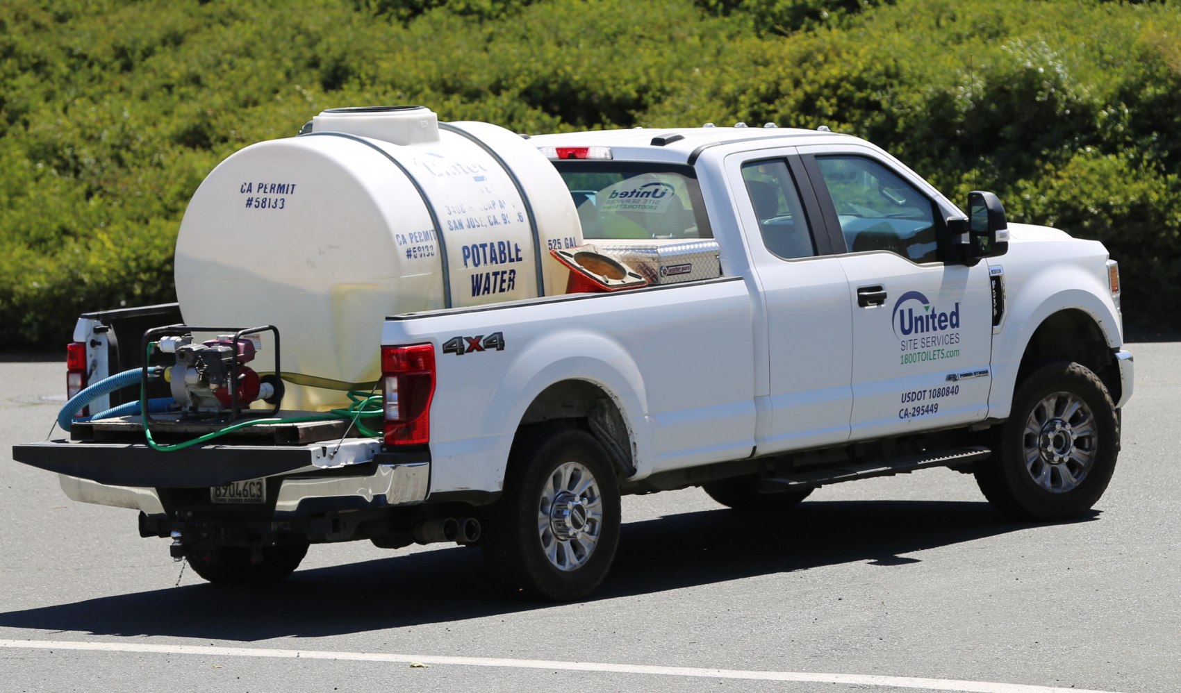 Pickup with potable water tank and 4x4 setup