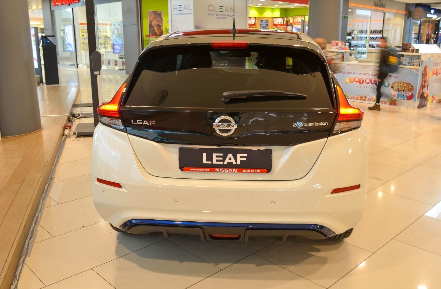 Rear view with distinctive lights and zero emission badge