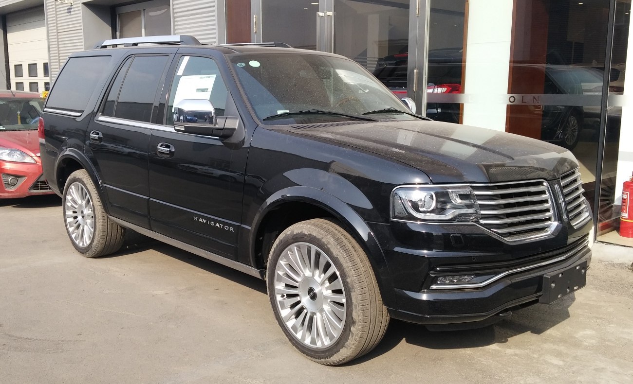 Luxury SUV with horizontal grille and LED headlights