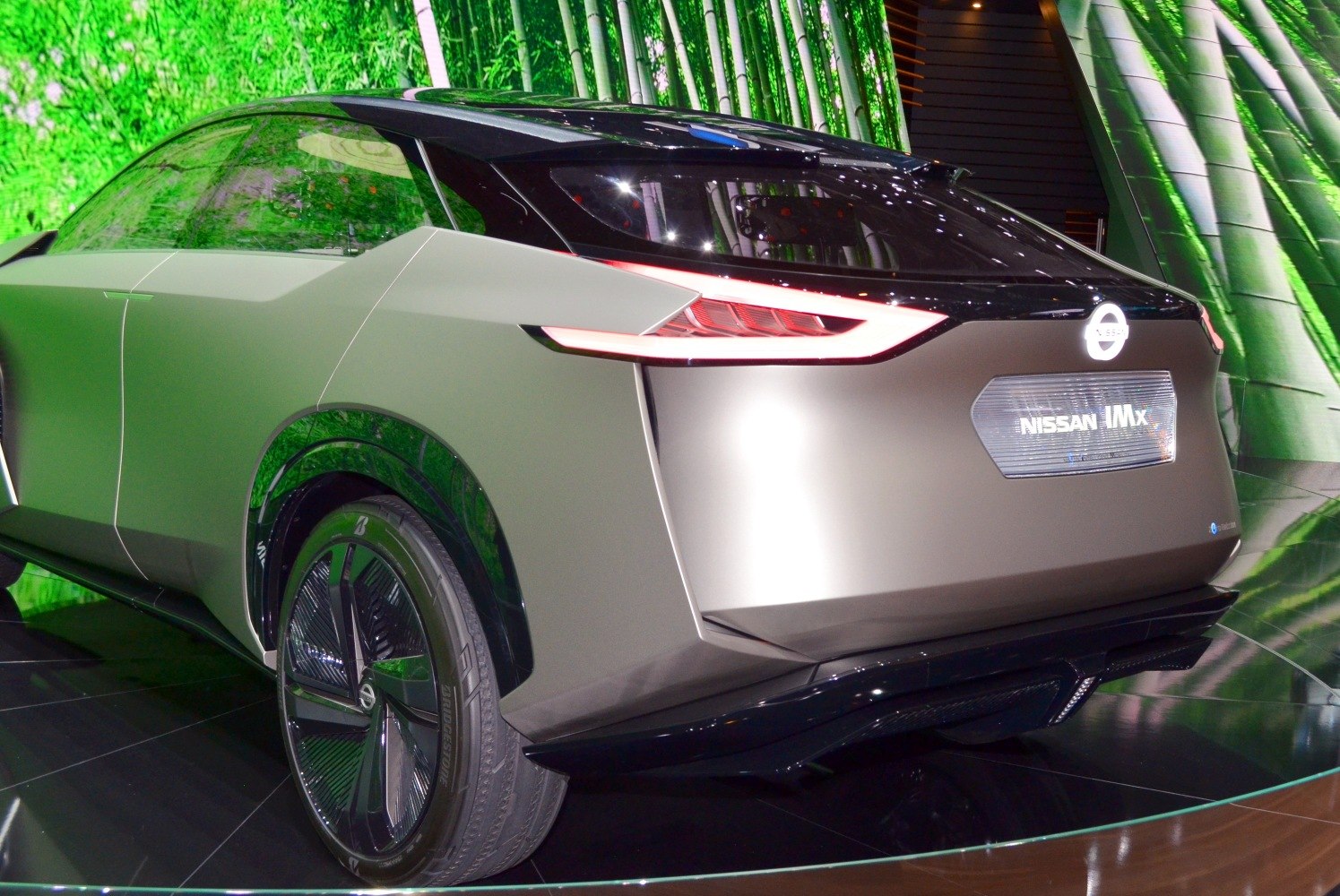 Futuristic rear design with distinctive LED taillights and large aerodynamic wheels