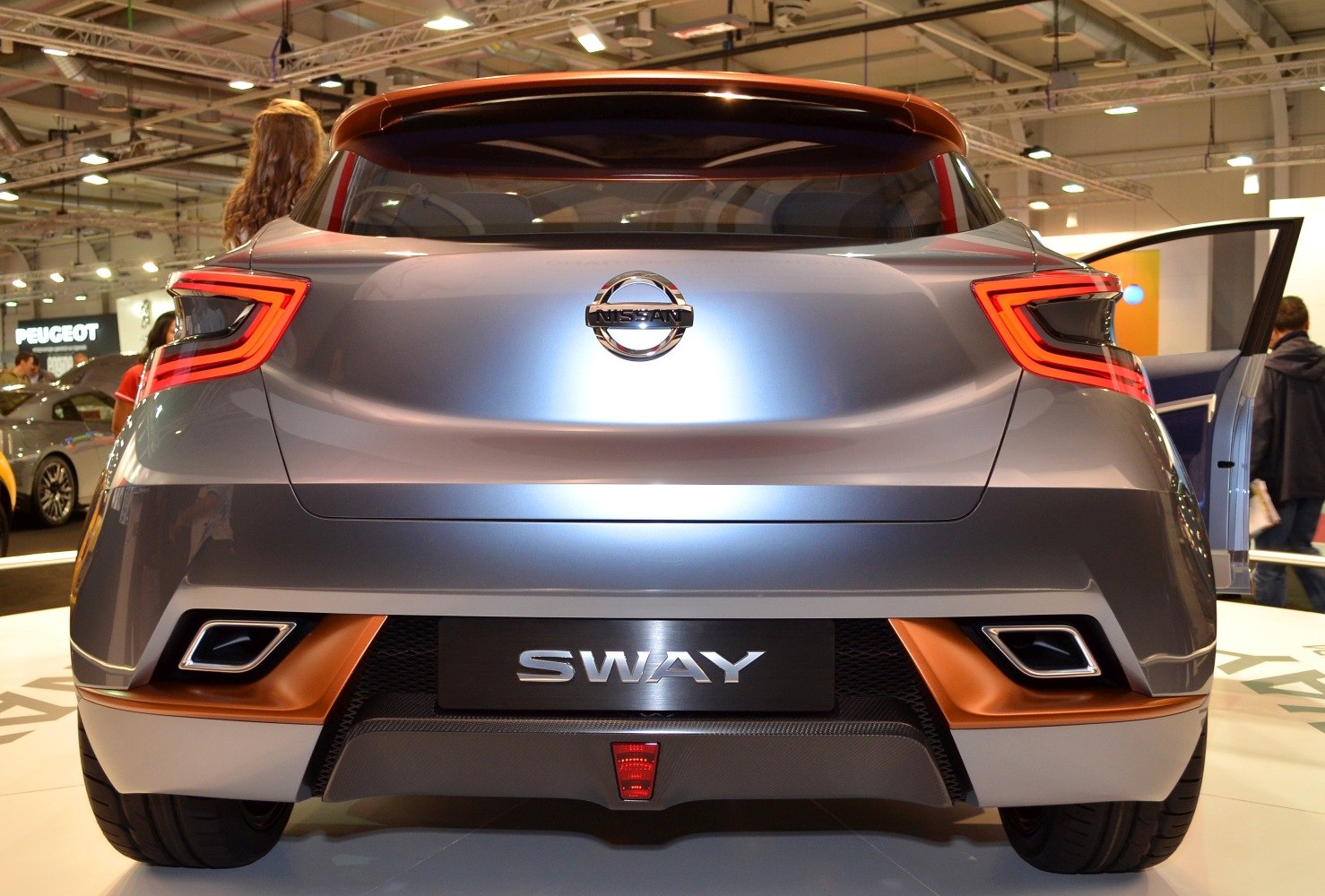 Rear view with angular LED tail lights and integrated exhaust tips