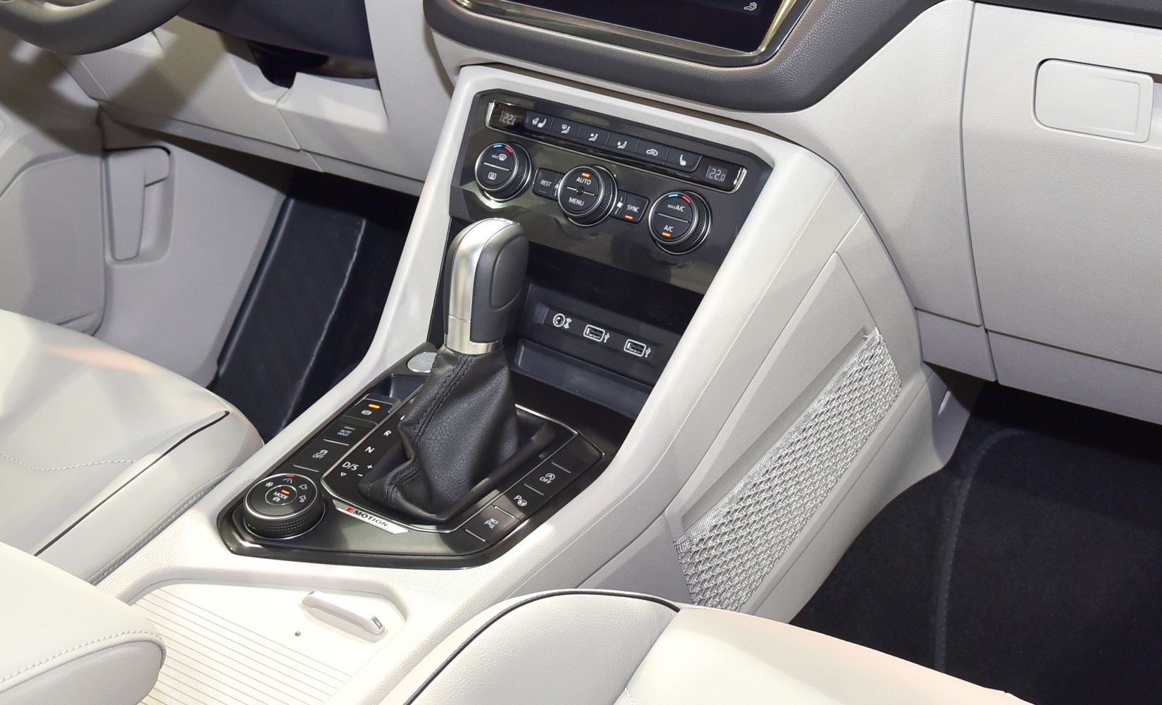Gear shift stick and climate control panel with USB ports and drive mode selector