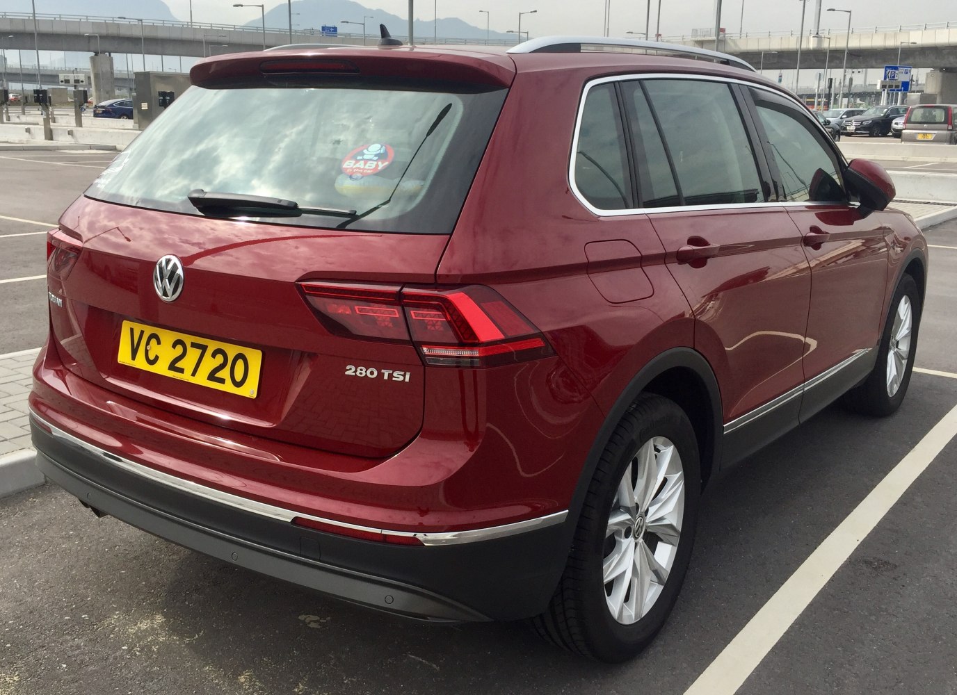 Rear view with LED taillights and 280 TSI badge on an SUV