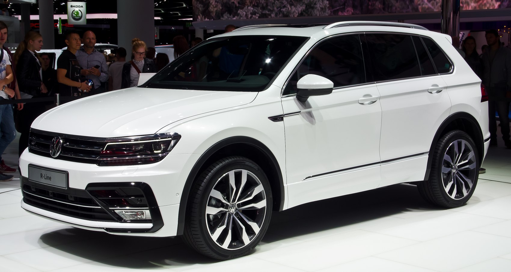White SUV with R-Line alloy wheels and LED headlights