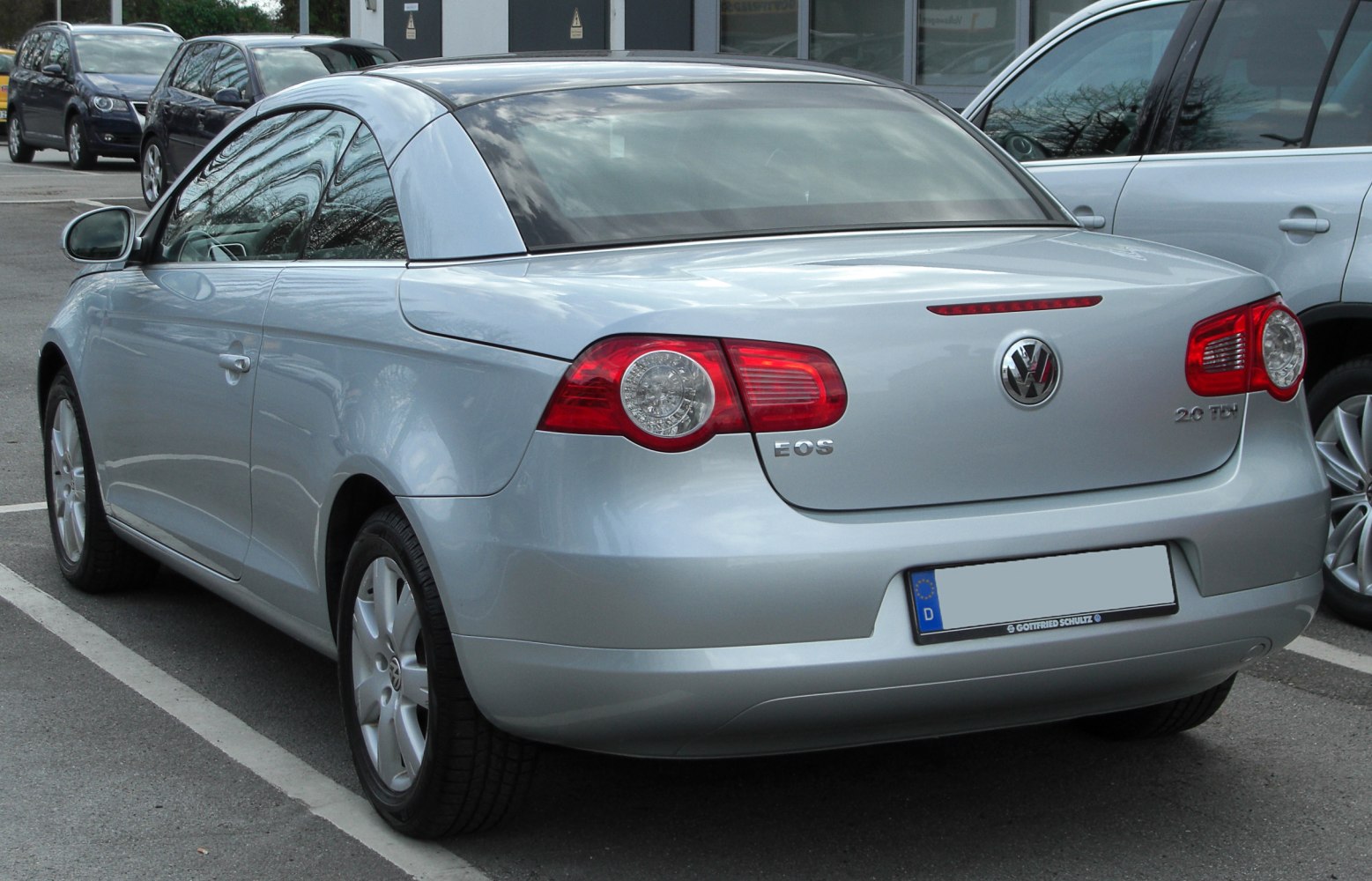 Rear view showing retractable hardtop and taillights