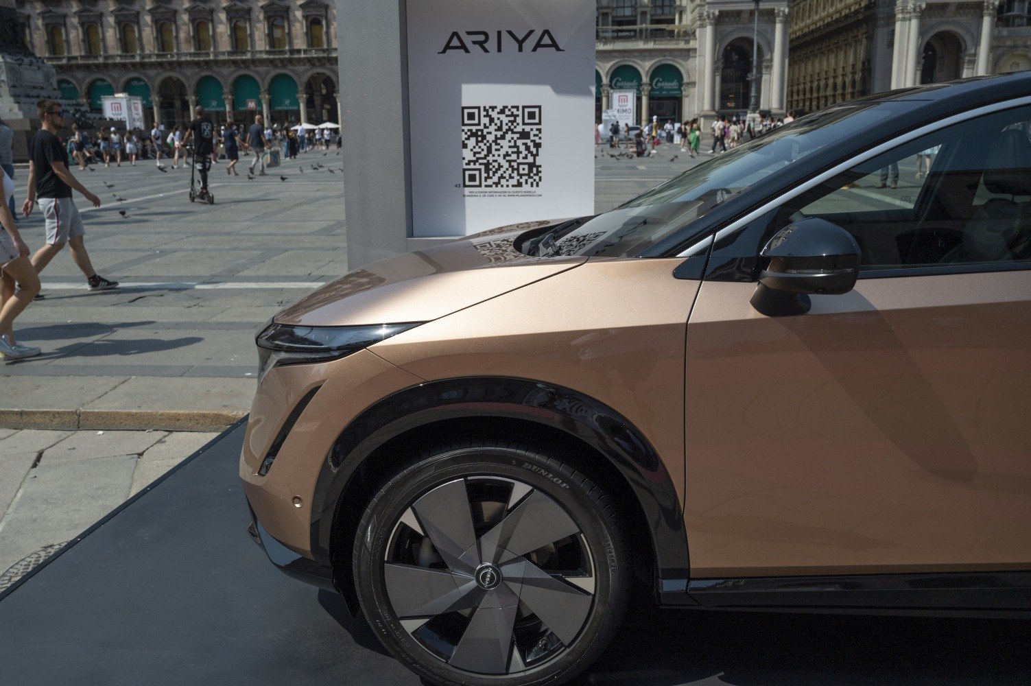 Close-up of front side and wheel with sleek body design
