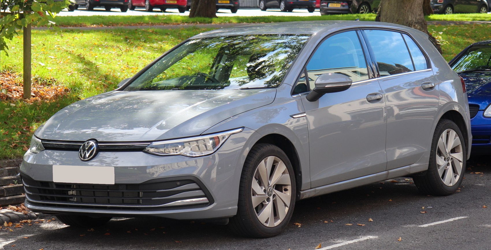 Modern front grille and headlights with sleek side profile