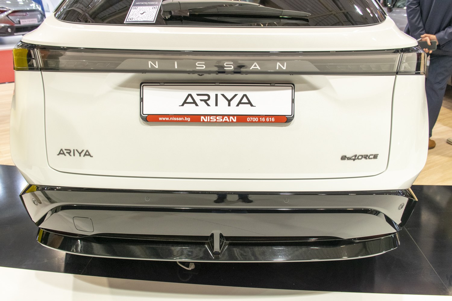 Sleek rear design with continuous tail light and e-4ORCE badge