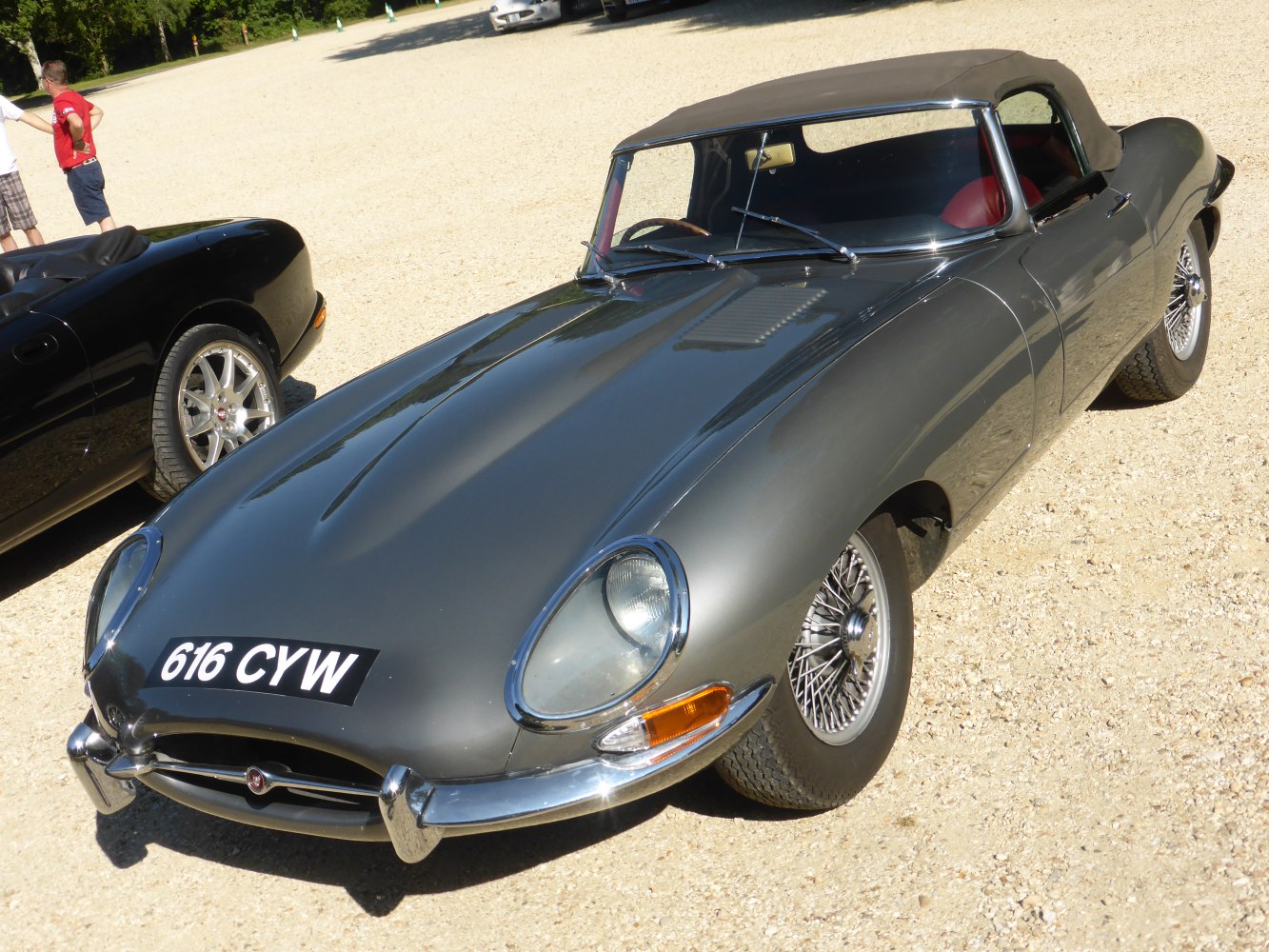 Classic convertible with wire-spoke wheels and chrome bumpers