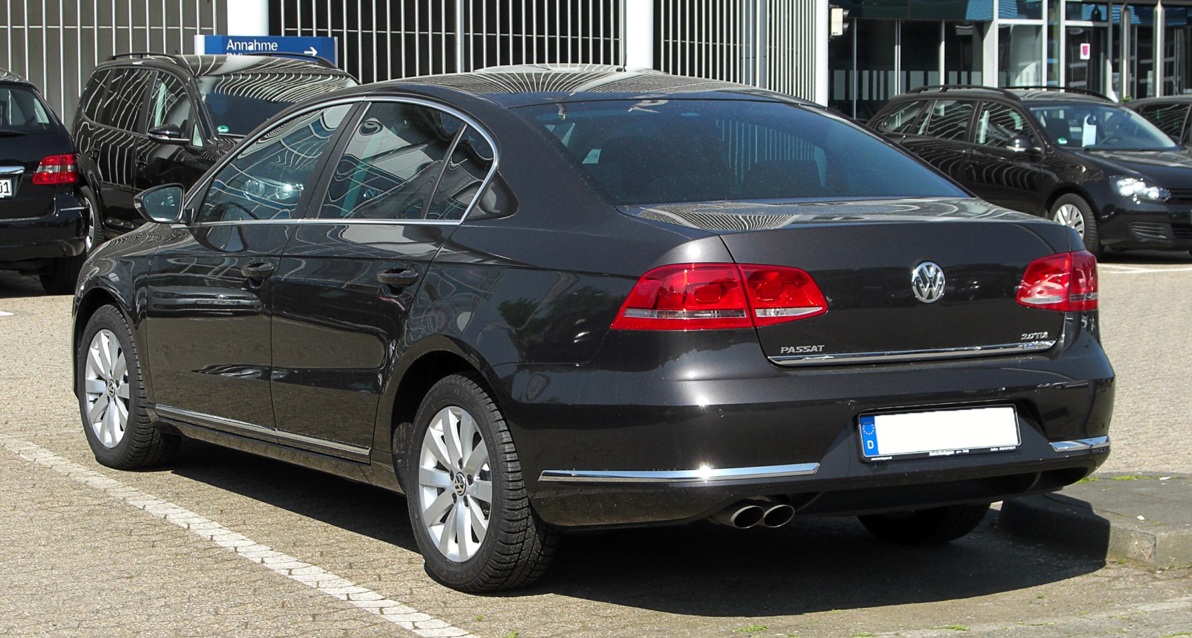 VW Passat B7 rear with dual exhaust and taillights
