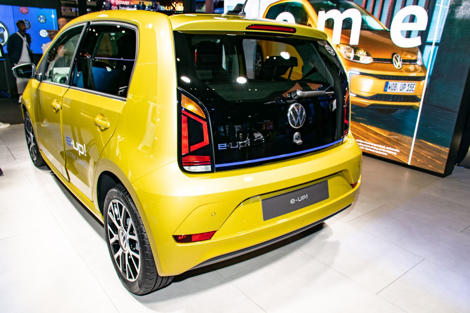 Rear and side rear section with unique taillights and hatchback