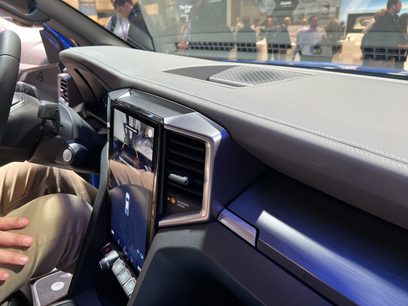 Interior with vertical touchscreen and premium dashboard trim