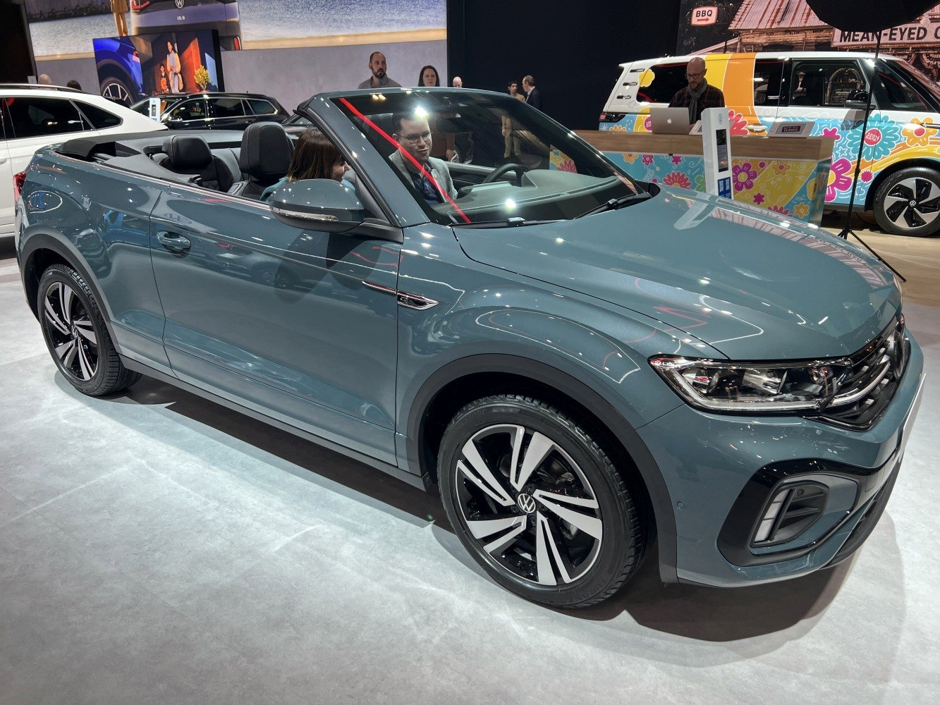 Convertible SUV with modern design and sporty alloy wheels