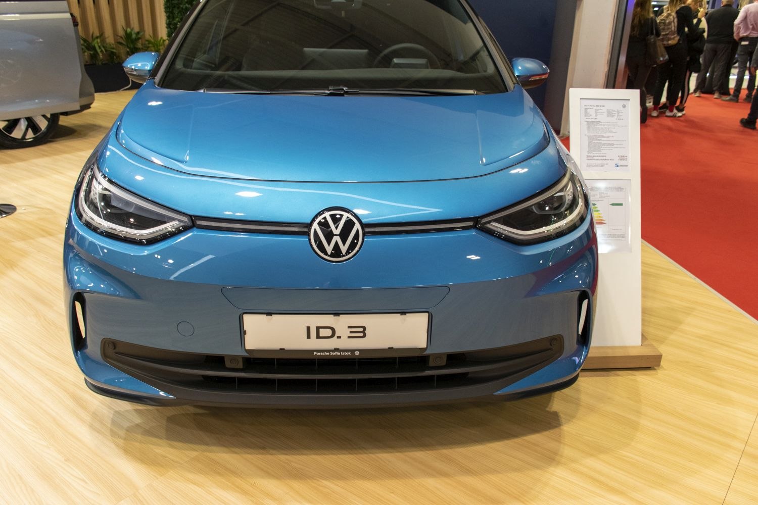 Modern front view with LED headlights and sleek grille design