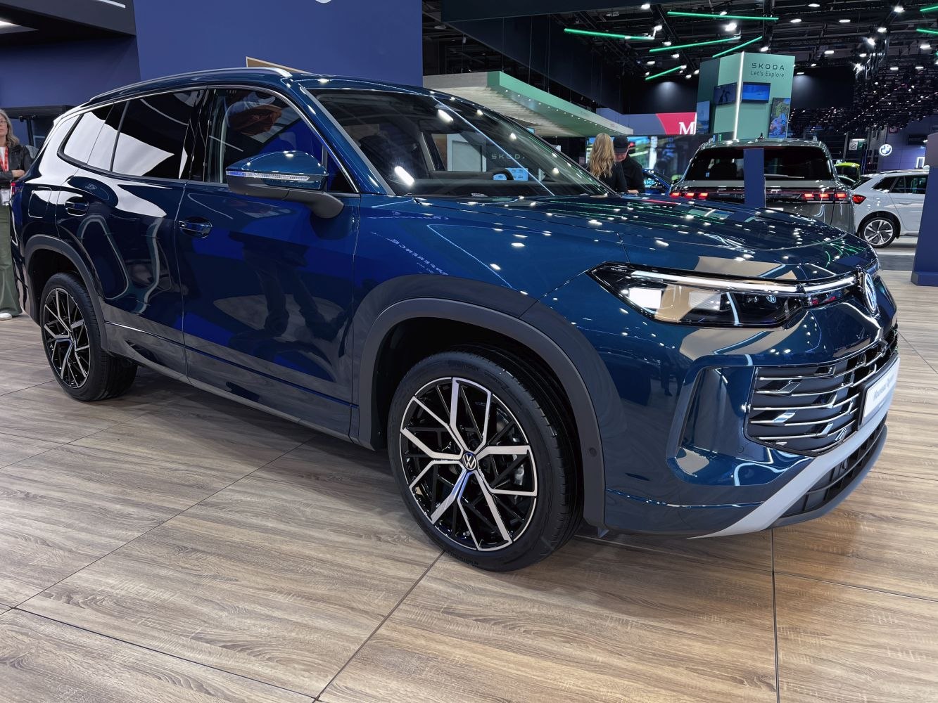 Front side view of SUV with LED headlights and alloy wheels