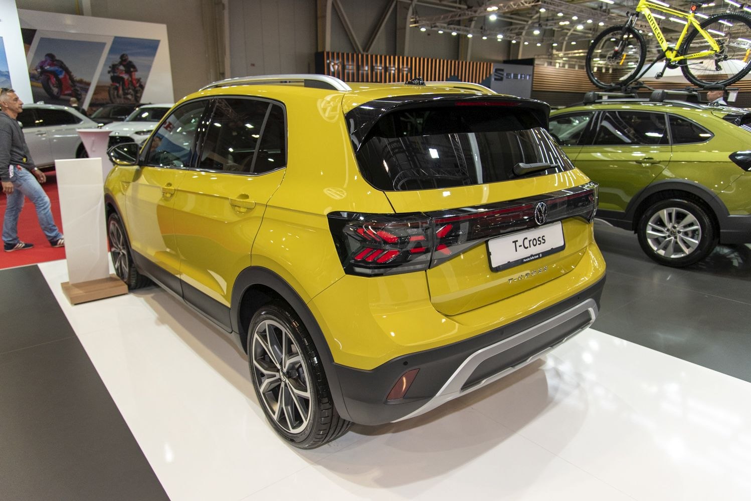 Rear view with LED taillights and modern compact SUV design