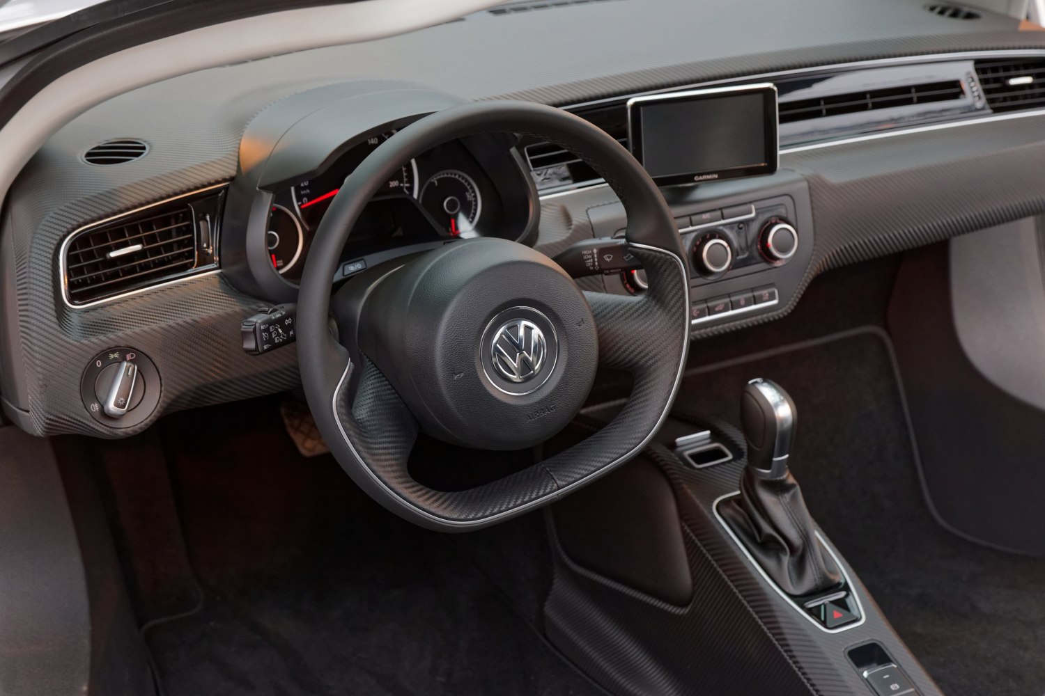 Dashboard, steering wheel, carbon fiber finish, gear shift lever