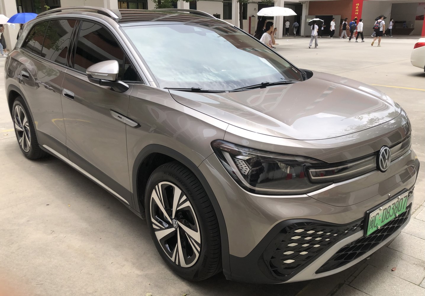 Front and side profile with modern headlights and aerodynamic design